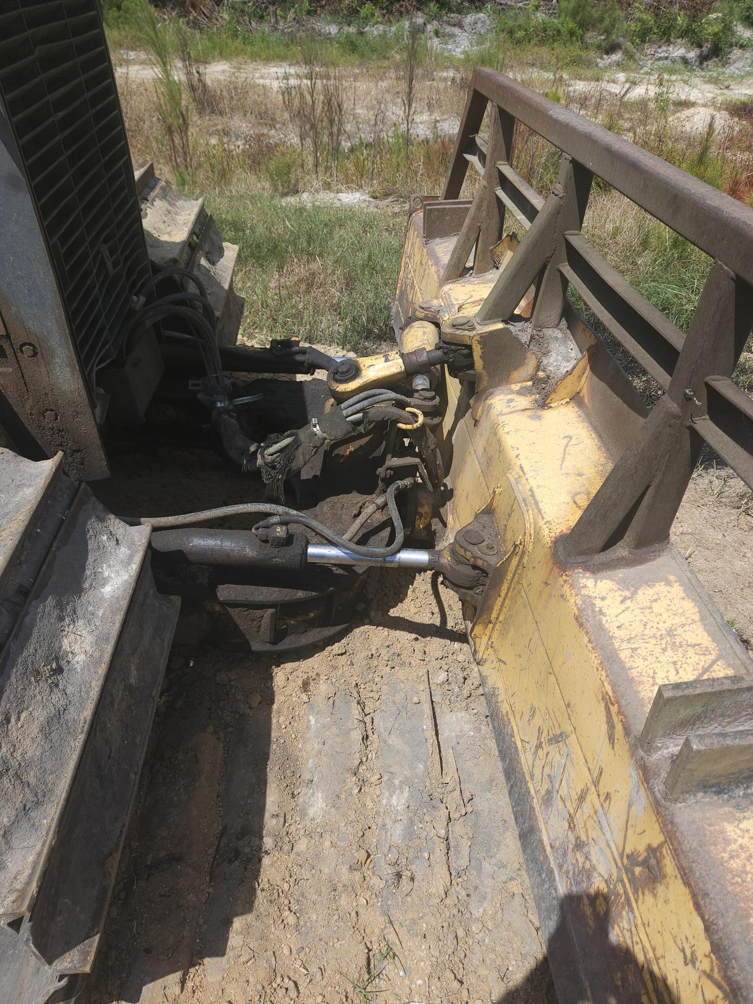 2005 DEERE 650J - Image 8